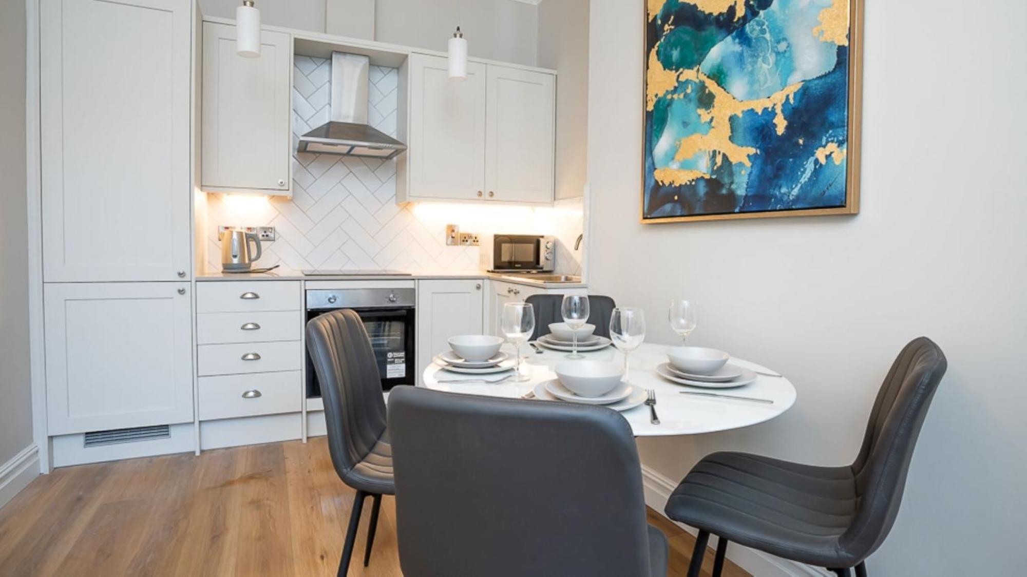 Modern 2 Bdr Apartment At Queens By Belfast City Breaks Exterior photo